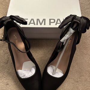 Dream Pairs Black Bow Accent Heels
